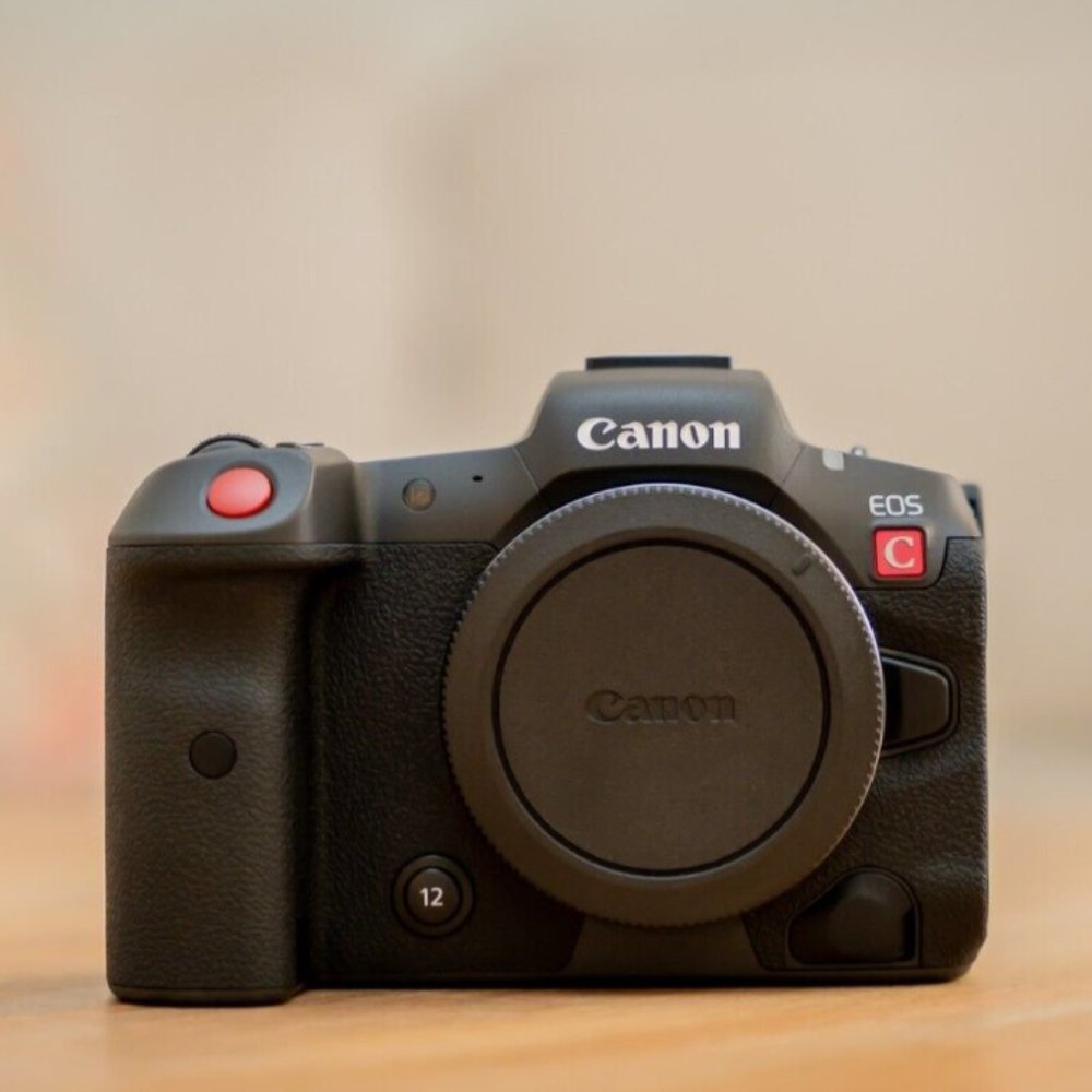 Canon EOS R5 C with Smallrig Black Mamba Kit